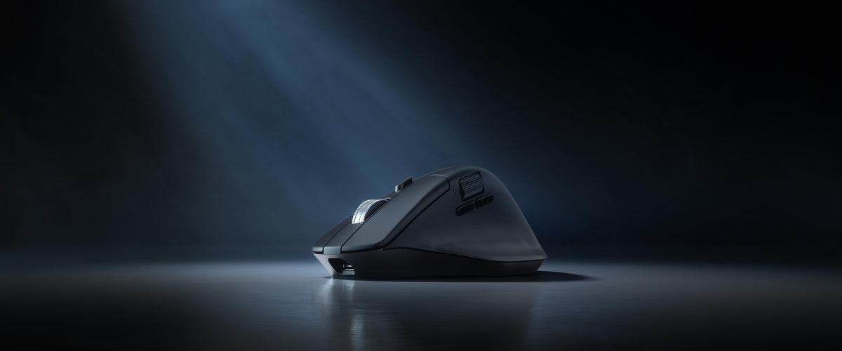 M6-Mouse-Hero-Image-on-Desktop__kc_full_4c11b66834.jpg